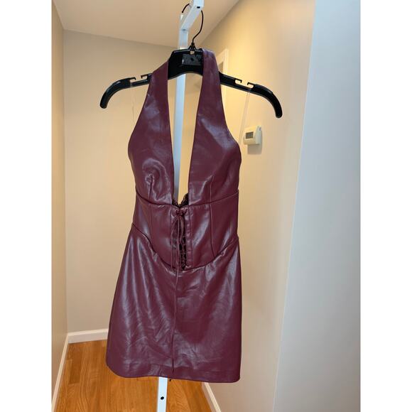 House of CB JAQUETTA Wine Vegan Leather MINI Dress Small - Picture 6 of 12